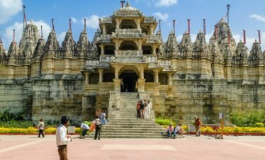 Ranakpur Day Tour – Explore the Spiritual & Historical Treasures of Rajasthan